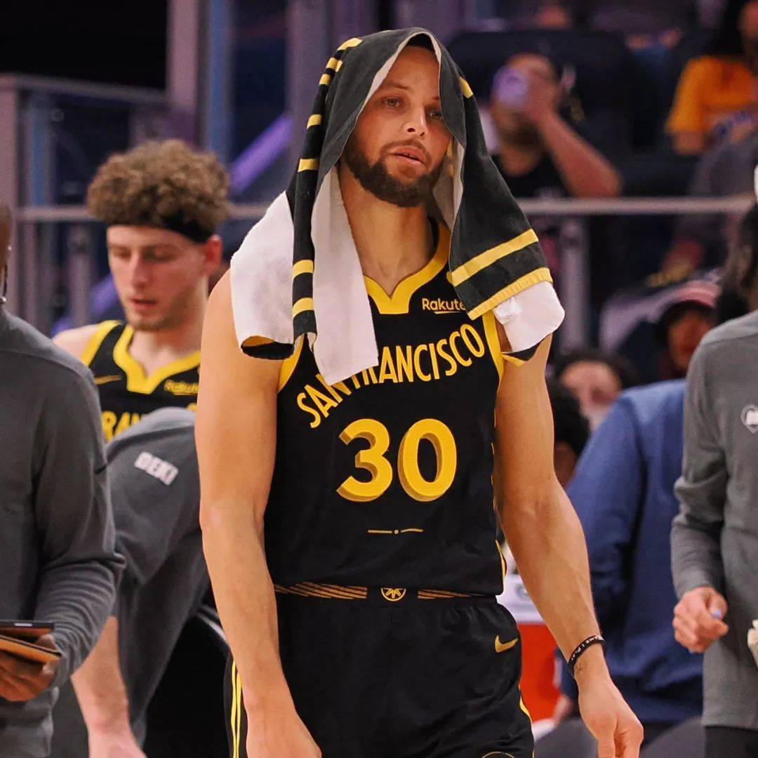 库里在g2比赛中关键助攻,爆冷引发热议了吗 库里在g2比赛中关键助攻,爆冷引发热议了吗